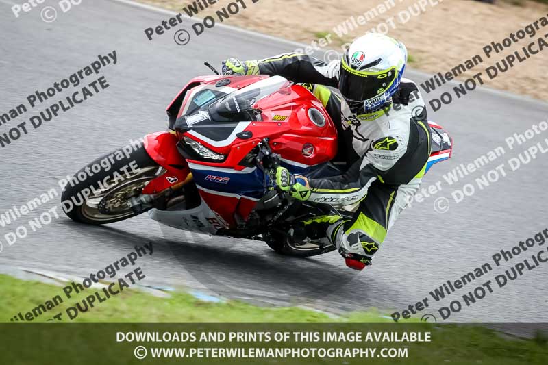 enduro digital images;event digital images;eventdigitalimages;lydden hill;lydden no limits trackday;lydden photographs;lydden trackday photographs;no limits trackdays;peter wileman photography;racing digital images;trackday digital images;trackday photos